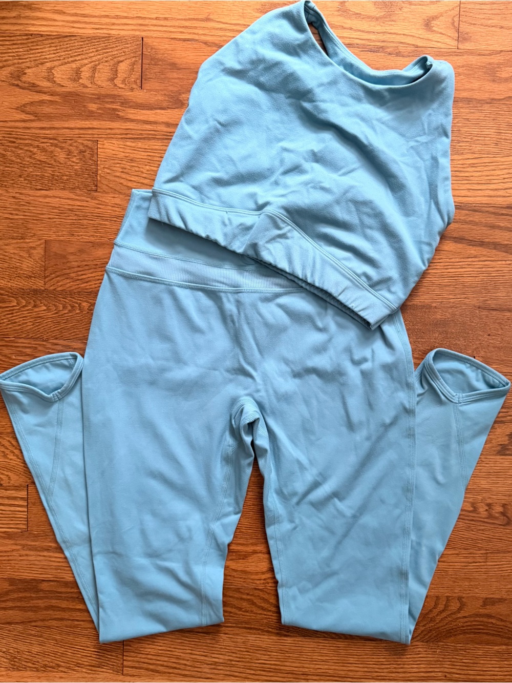 Alphalete Alphalux Supreme Set | Carolina Blue | Size Small